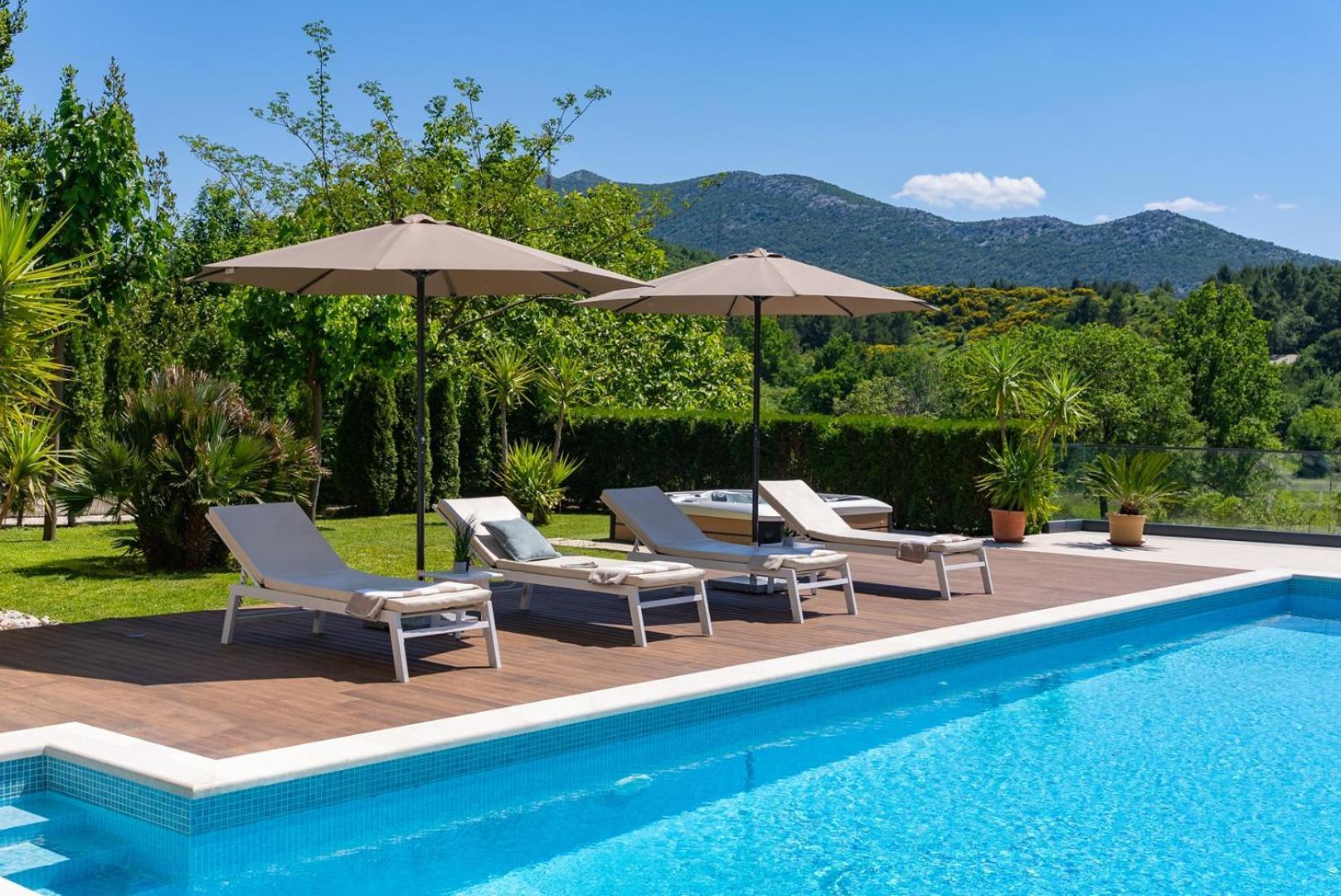 Villa Agava With Heated Pool, Jacuzzi, Sauna, Gym, 4 En-Suite Bedrooms Gata Exterior photo